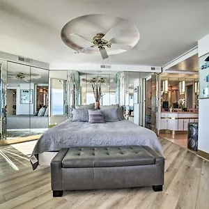 Luxurious Maui Getaway With Panoramic Ocean Views! Apartment Wailuku